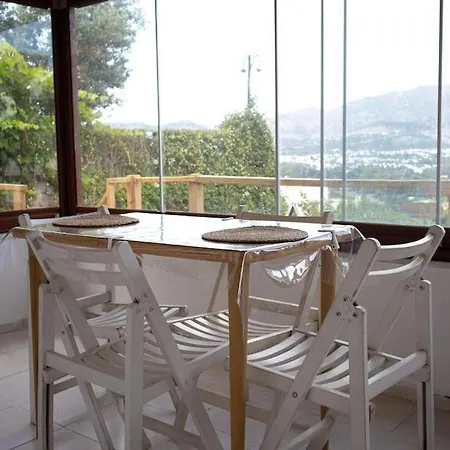 Villa Zeus Oezel Isitmali Havuzlu Bodrum